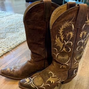 Floral cowboy boot